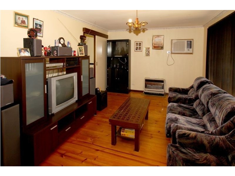 18 Causby Avenue, Morphett Vale SA 5162