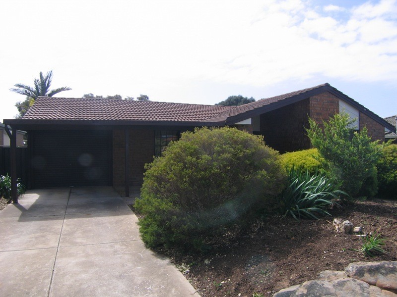 7 Buttercup Grove, Morphett Vale SA 5162