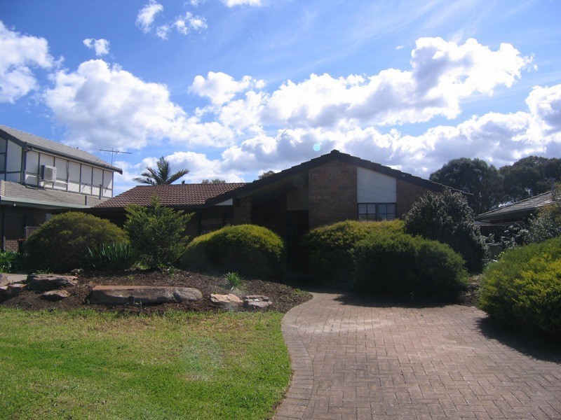 7 Buttercup Grove, Morphett Vale SA 5162