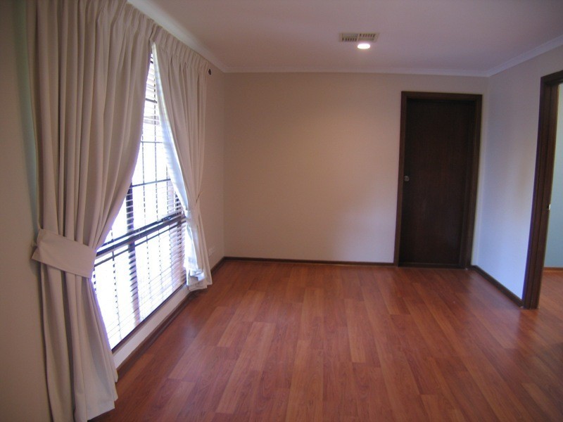 7 Buttercup Grove, Morphett Vale SA 5162