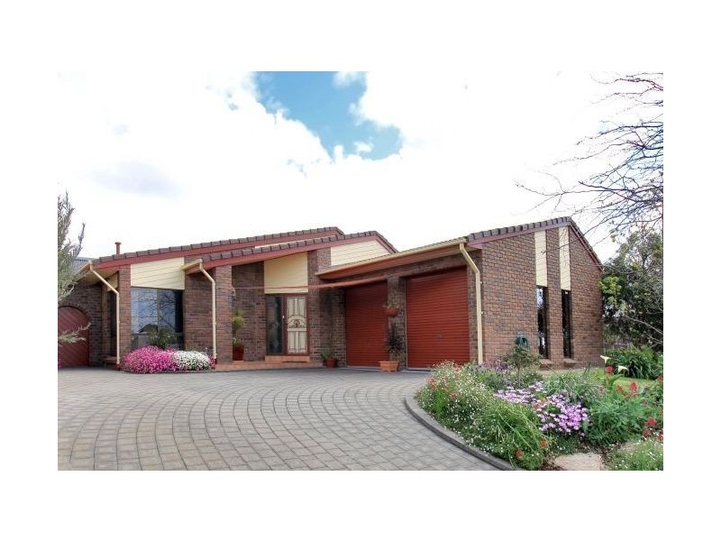 3 Monterey Pine Drive, Aberfoyle Park SA 5159