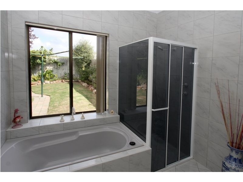 3 Monterey Pine Drive, Aberfoyle Park SA 5159