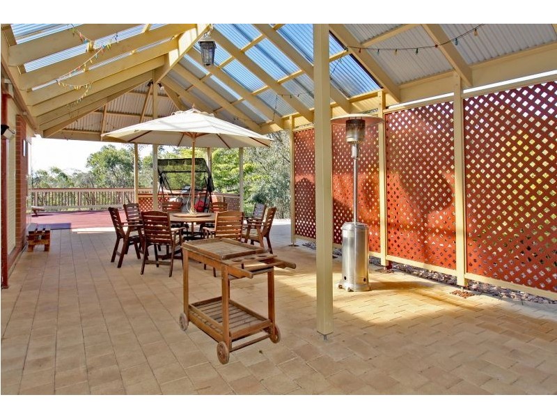 2 Hillside Court, Aberfoyle Park SA 5159