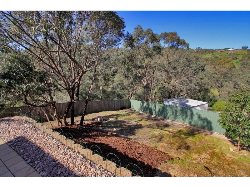 2 Hillside Court, Aberfoyle Park SA 5159