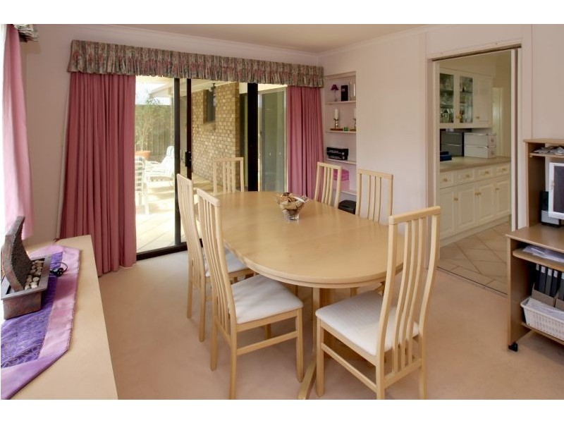 25 Jordan Ave, Happy Valley SA 5159