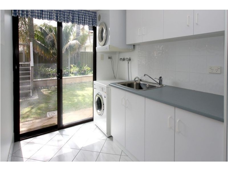 25 Jordan Ave, Happy Valley SA 5159