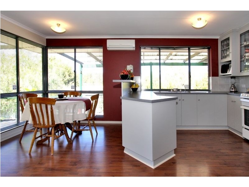 4 Horndale Drive, Happy Valley SA 5159