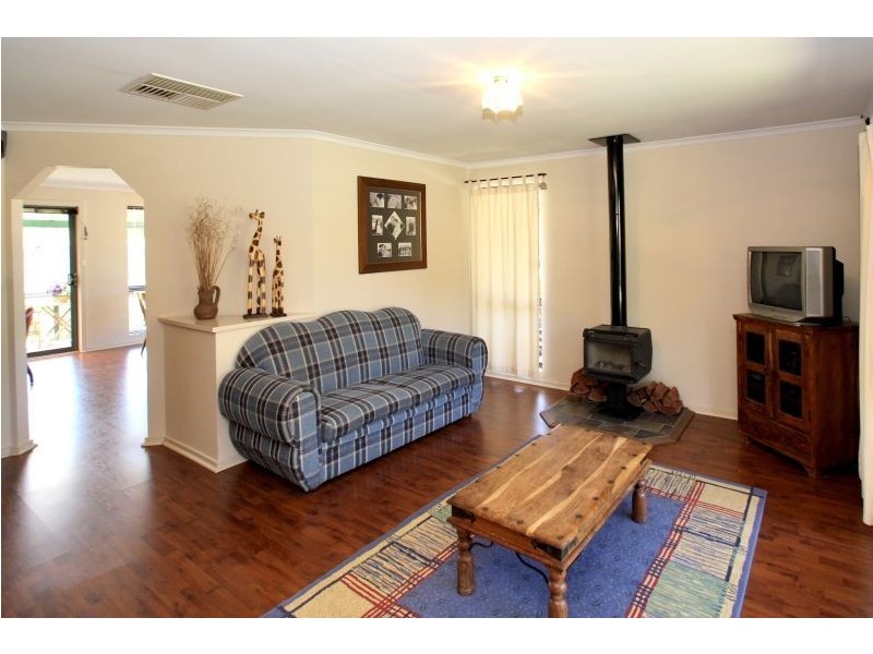 4 Horndale Drive, Happy Valley SA 5159