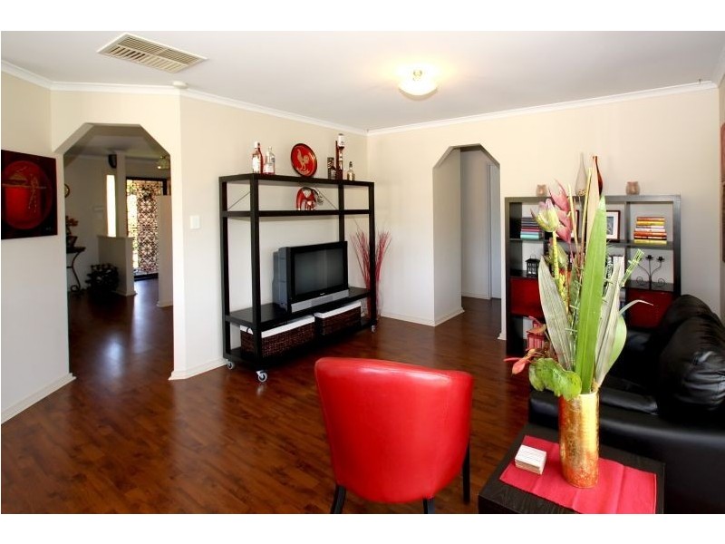 4 Horndale Drive, Happy Valley SA 5159