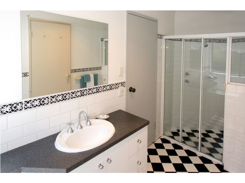 4 Horndale Drive, Happy Valley SA 5159