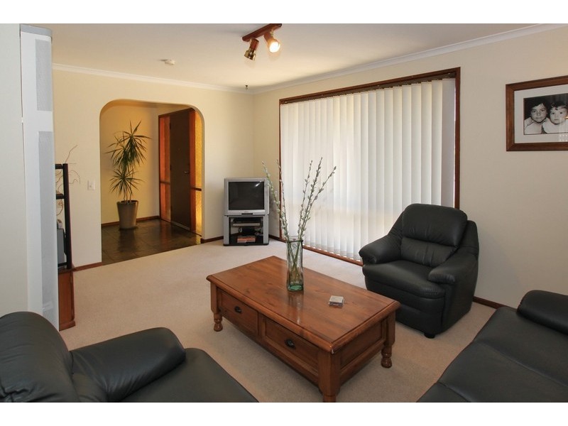 14 Shiraz Avenue, Hackham SA 5163