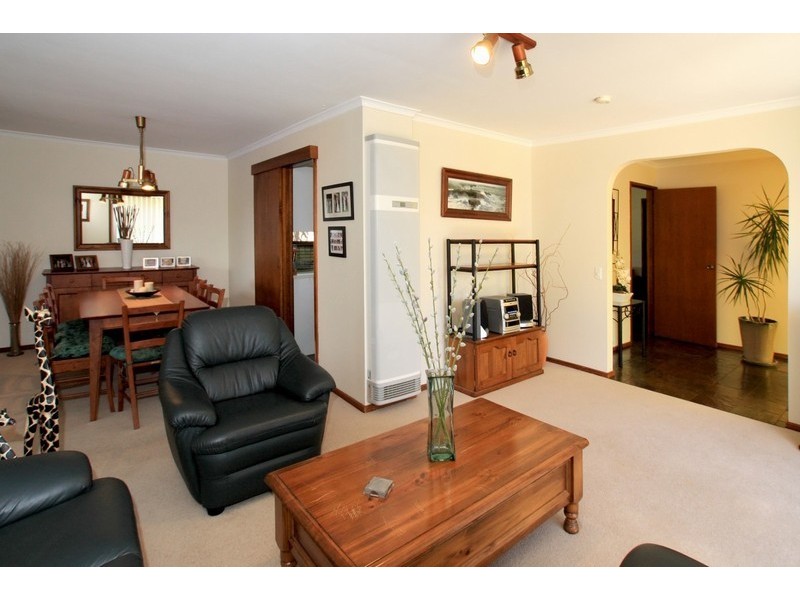 14 Shiraz Avenue, Hackham SA 5163