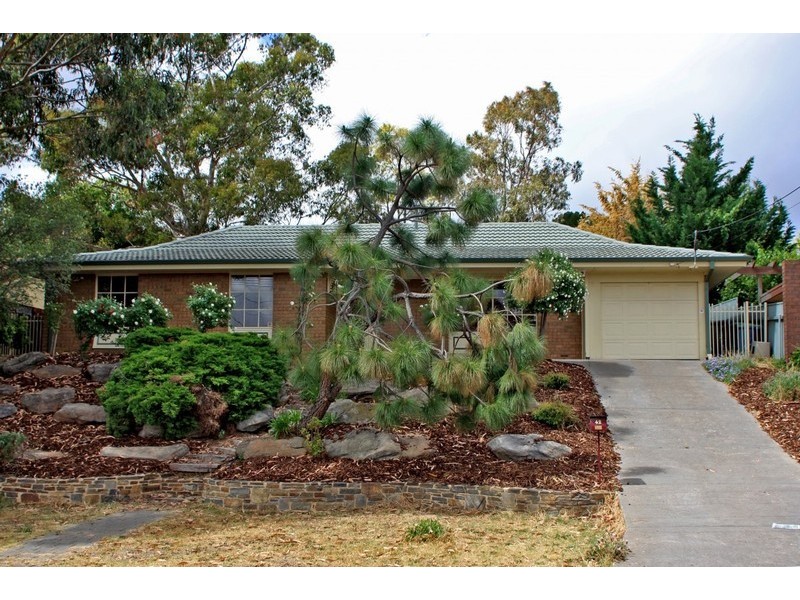 42 Tania Drive, Aberfoyle Park SA 5159