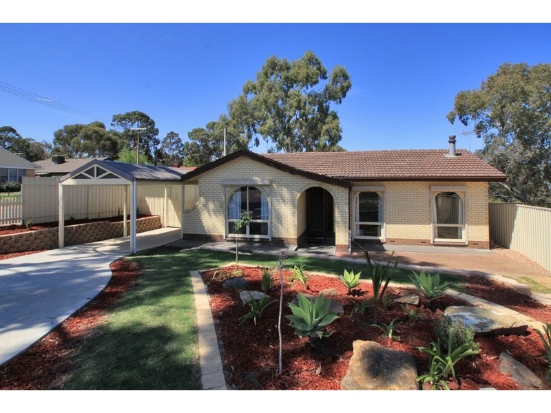 8 Dianne Street, Happy Valley SA 5159