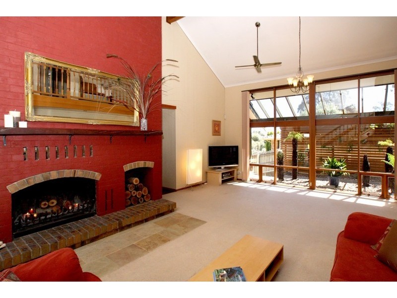 26 Glendale Ave, Flagstaff Hill SA 5159