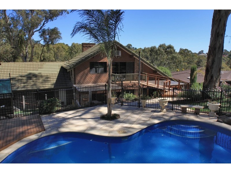 26 Glendale Ave, Flagstaff Hill SA 5159