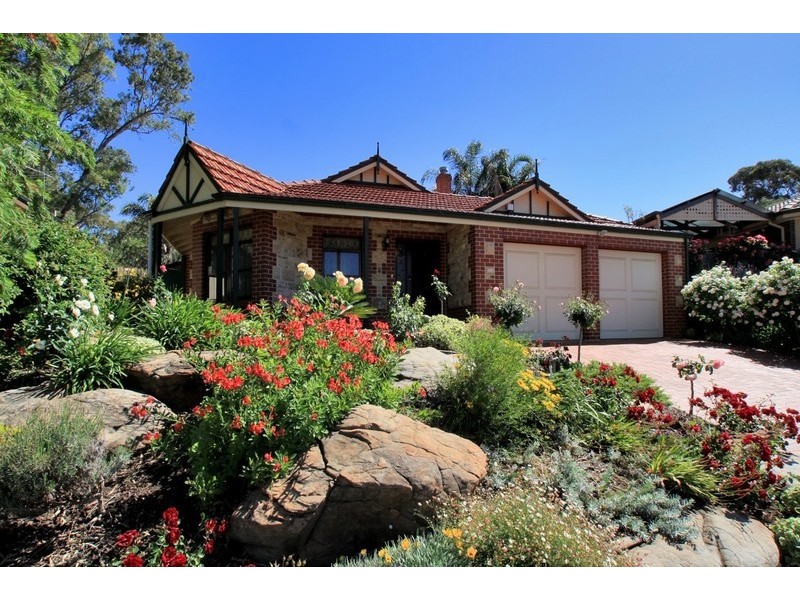 4 Lorikeet Grove, Flagstaff Hill SA 5159