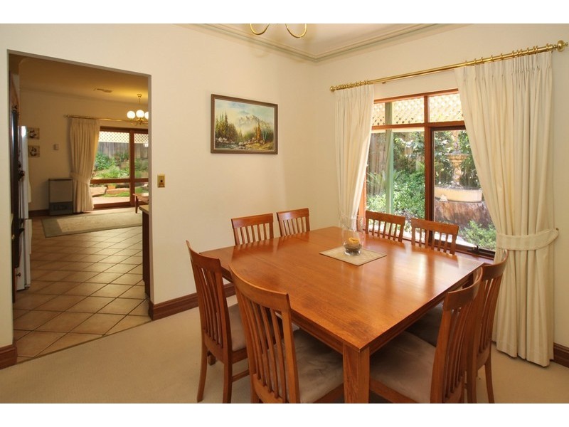 4 Lorikeet Grove, Flagstaff Hill SA 5159