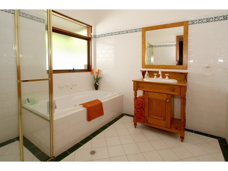 4 Lorikeet Grove, Flagstaff Hill SA 5159