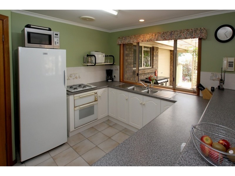 32 York Drive, Flagstaff Hill SA 5159