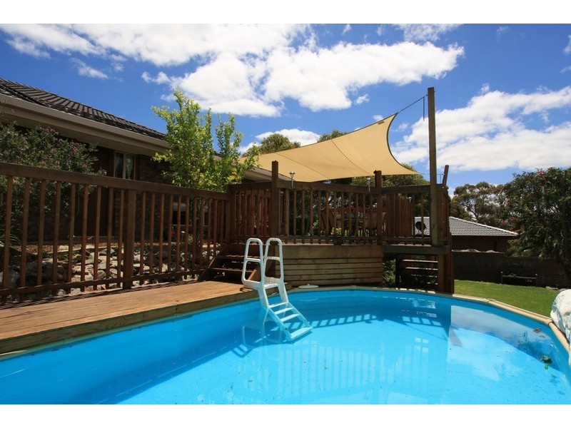 32 York Drive, Flagstaff Hill SA 5159