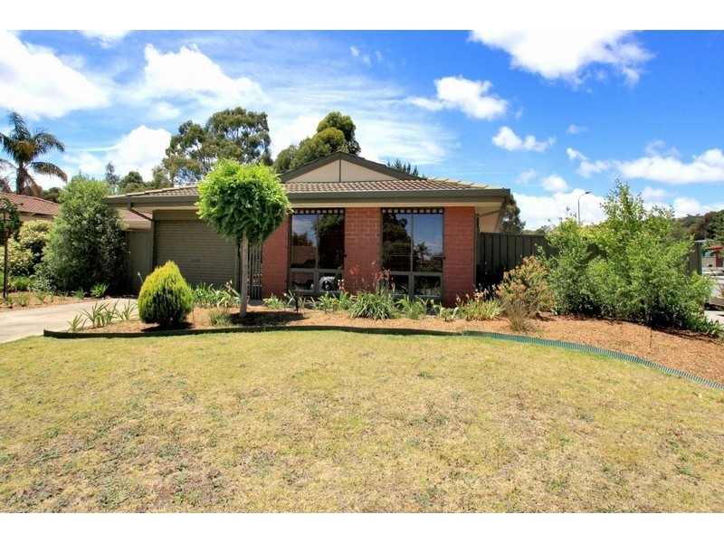 51 Serenade Crescent, Aberfoyle Park SA 5159