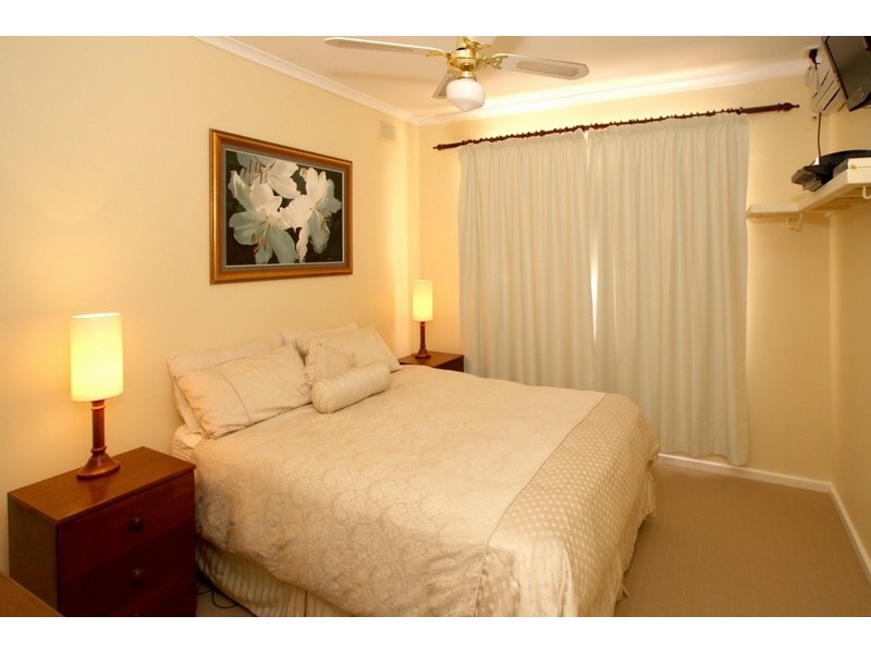 18 Weatherly Road, Happy Valley SA 5159