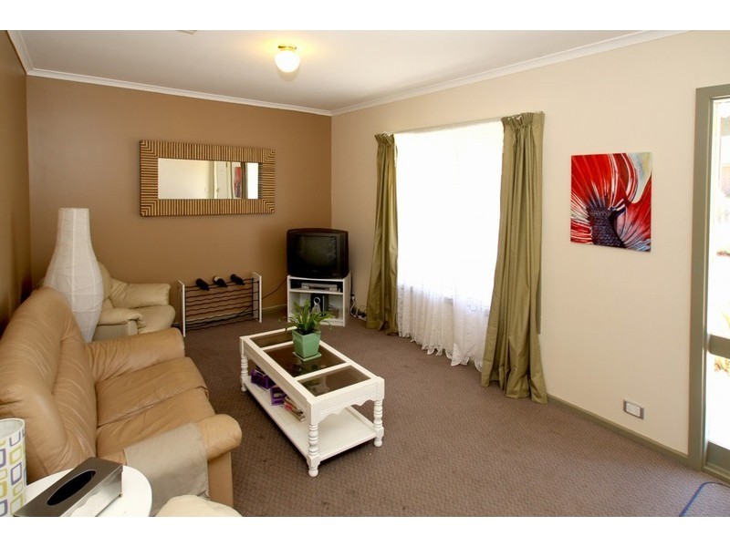 28 Oakridge Rise, Huntfield Heights SA 5163