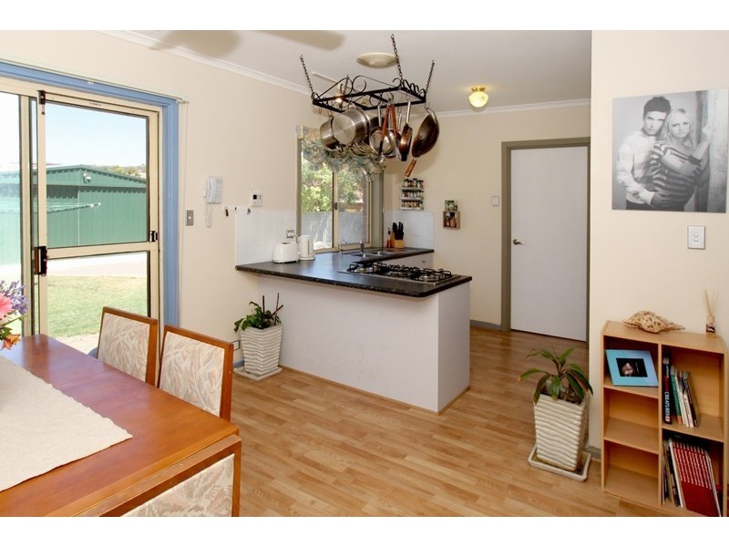 28 Oakridge Rise, Huntfield Heights SA 5163