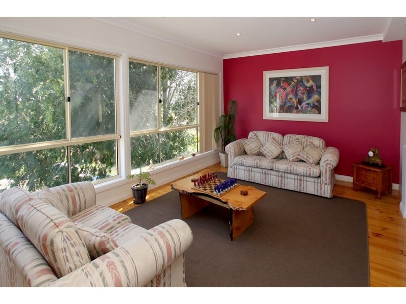 26 Sherwood Ave, Happy Valley SA 5159