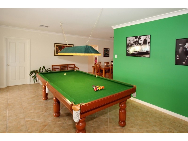 26 Sherwood Ave, Happy Valley SA 5159