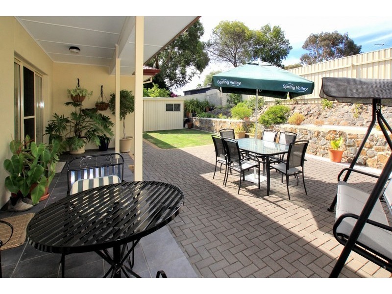 26 Sherwood Ave, Happy Valley SA 5159