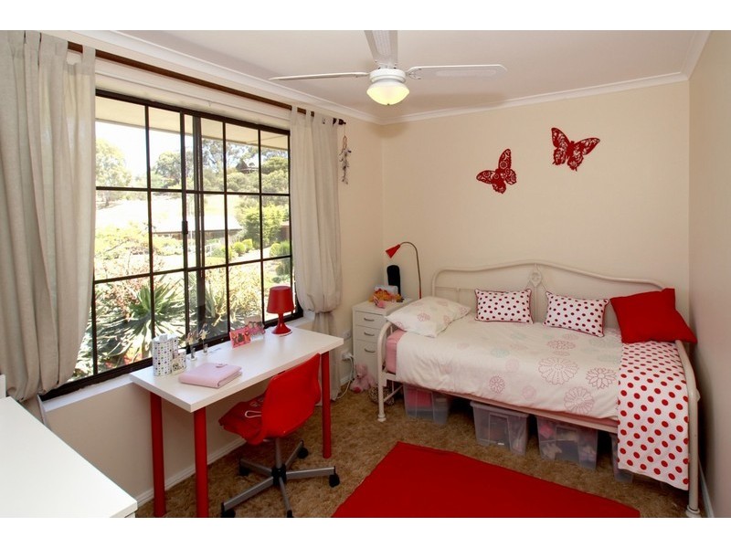 46 Dennis Street, Happy Valley SA 5159