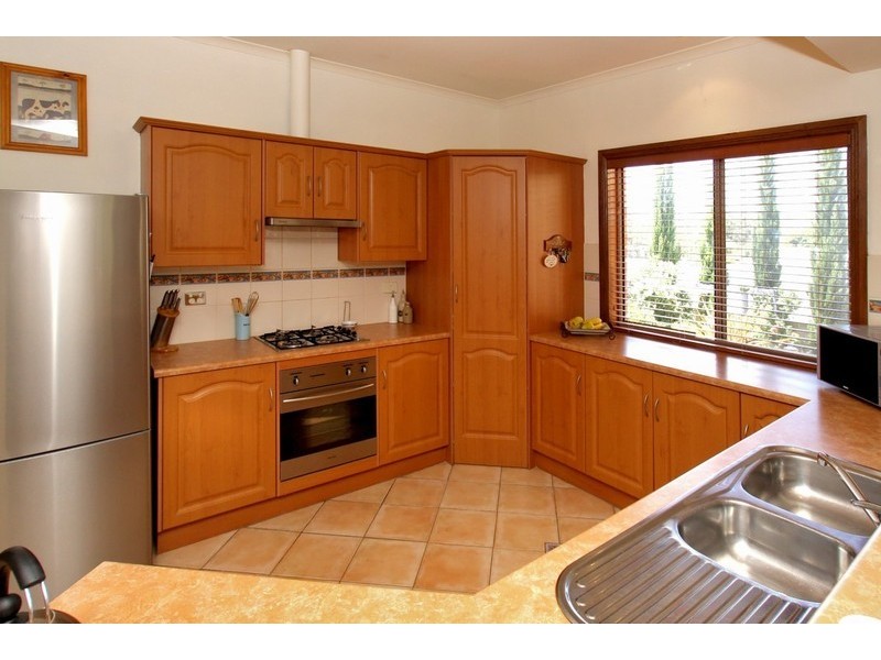 21 Merrivale Drive, Happy Valley SA 5159