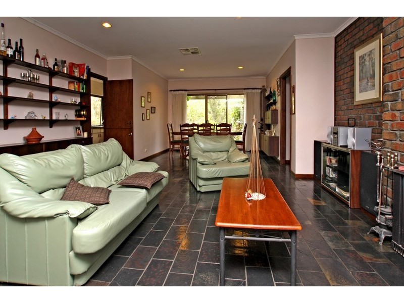 61 Homestead Drive, Aberfoyle Park SA 5159