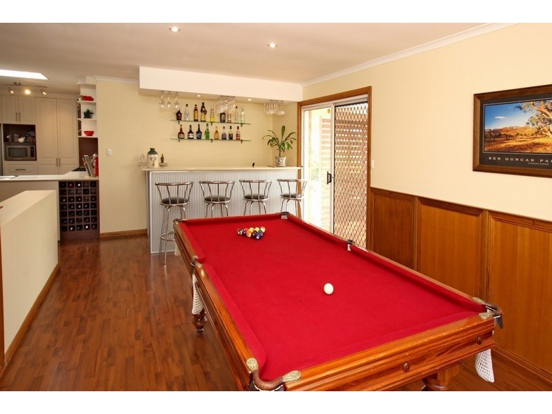 23 Banksia Rd, Aberfoyle Park SA 5159