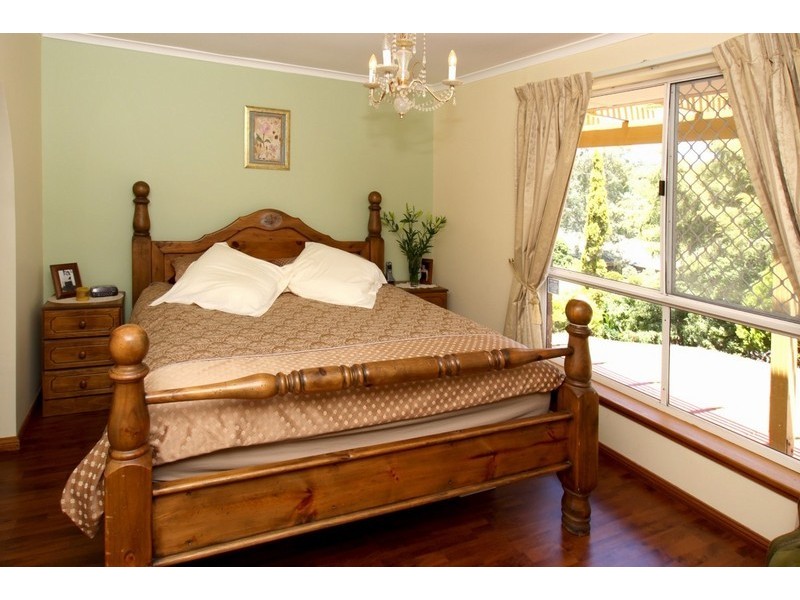 23 Banksia Rd, Aberfoyle Park SA 5159