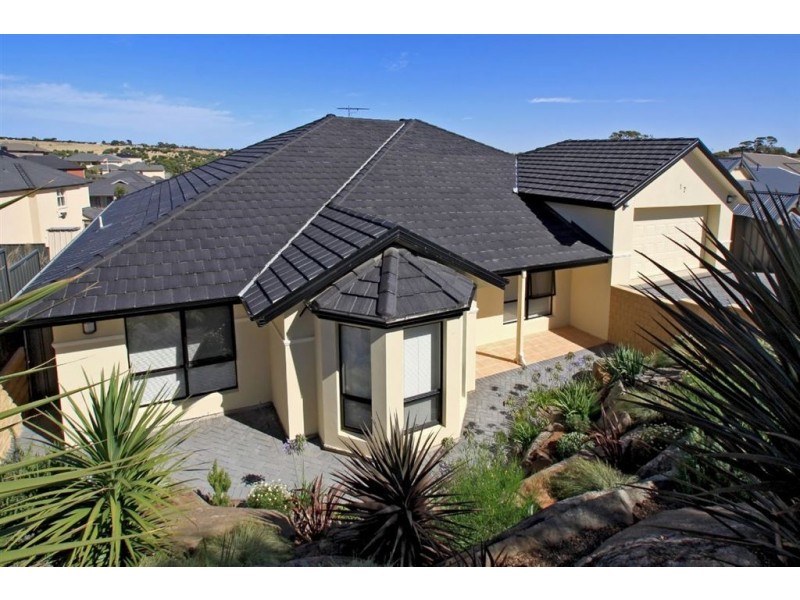 17 Evergreen Parade, Flagstaff Hill SA 5159