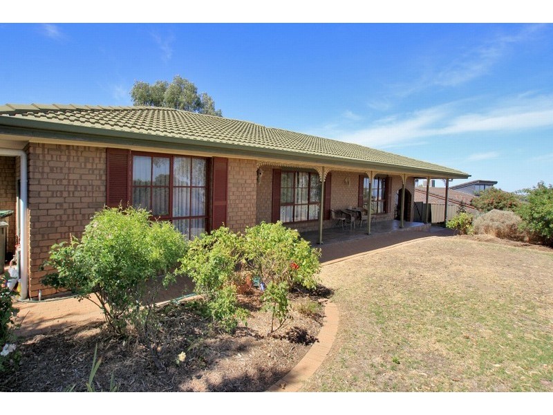 35 Seaview Drive, Happy Valley SA 5159