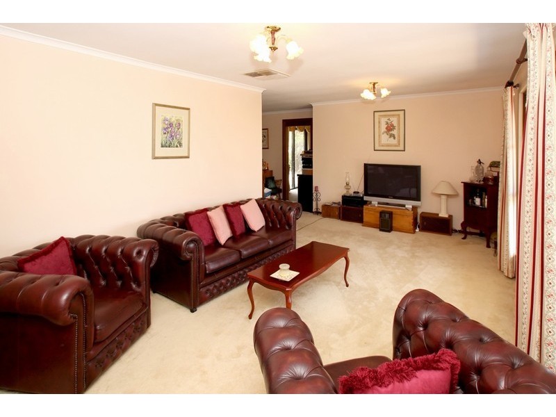 35 Seaview Drive, Happy Valley SA 5159