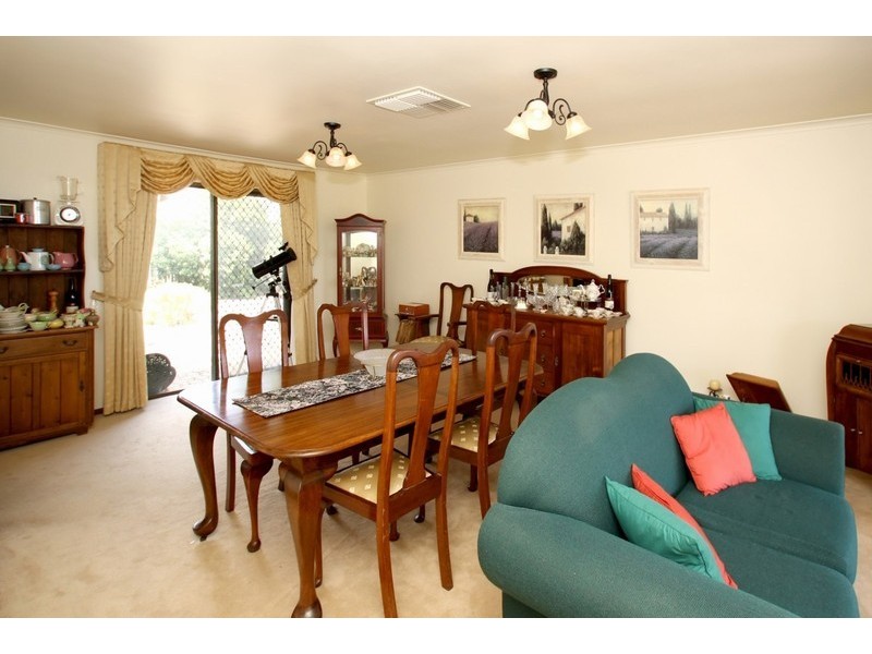 35 Seaview Drive, Happy Valley SA 5159