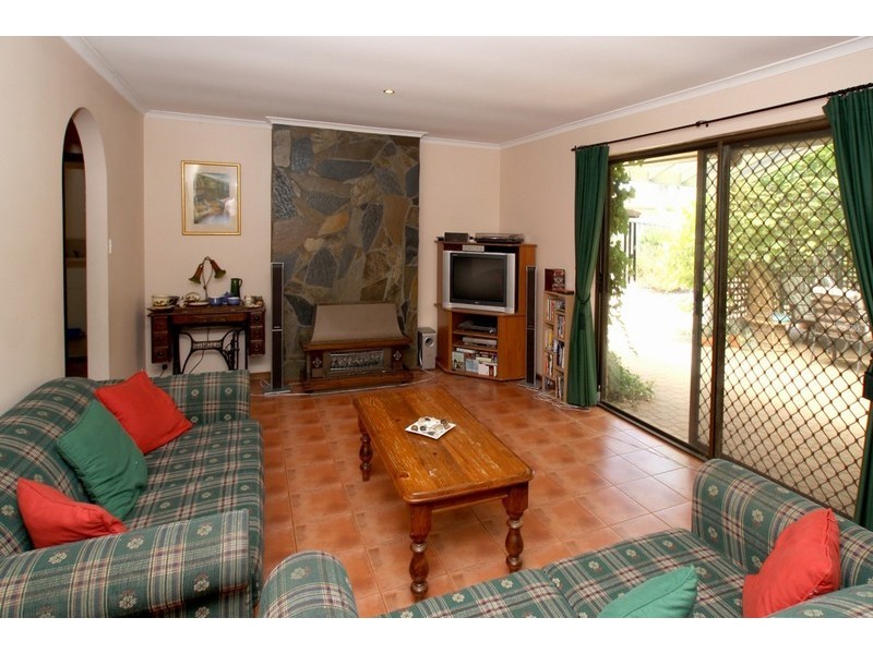 35 Seaview Drive, Happy Valley SA 5159