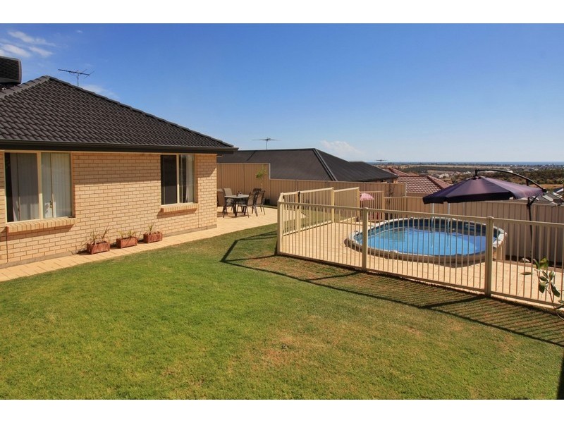 19 Fuschia Street, Huntfield Heights SA 5163