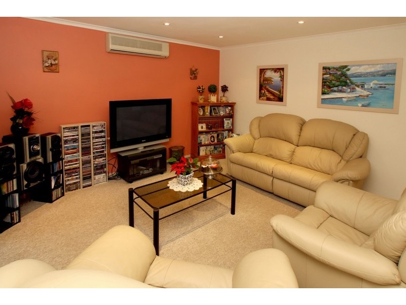 69 Greenfield Rise, Aberfoyle Park SA 5159