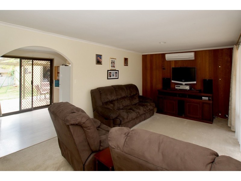 105 Sunnymeade Drive, Aberfoyle Park SA 5159