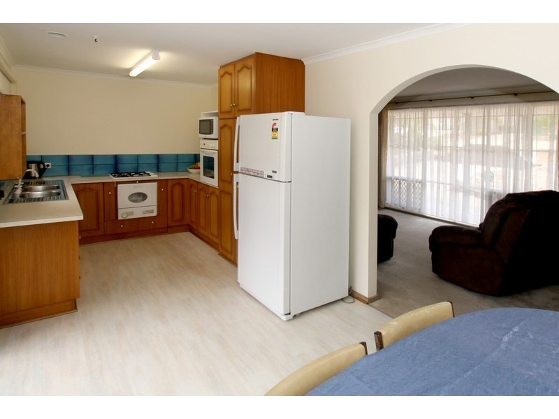 105 Sunnymeade Drive, Aberfoyle Park SA 5159