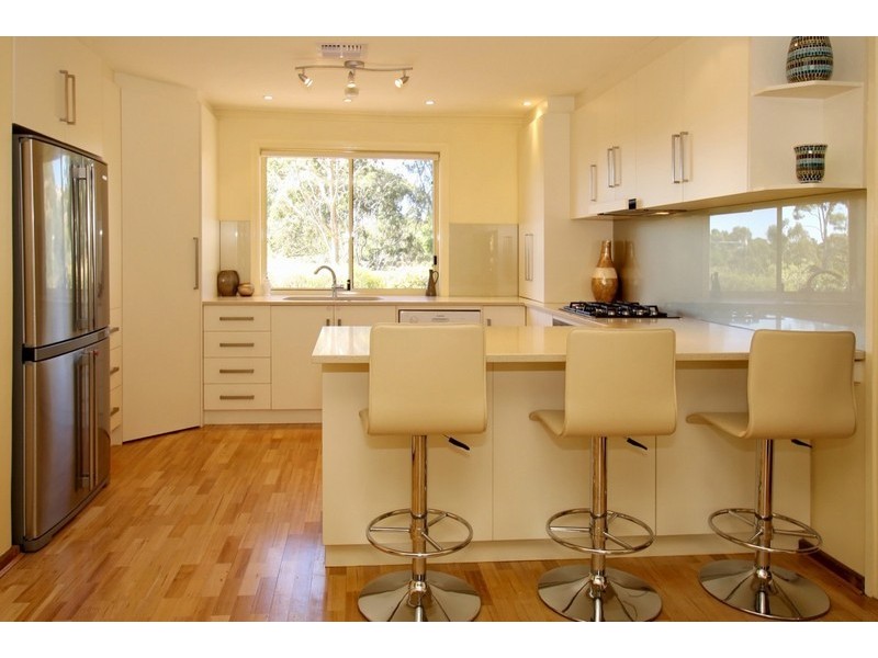 8 Redgum Place, Aberfoyle Park SA 5159
