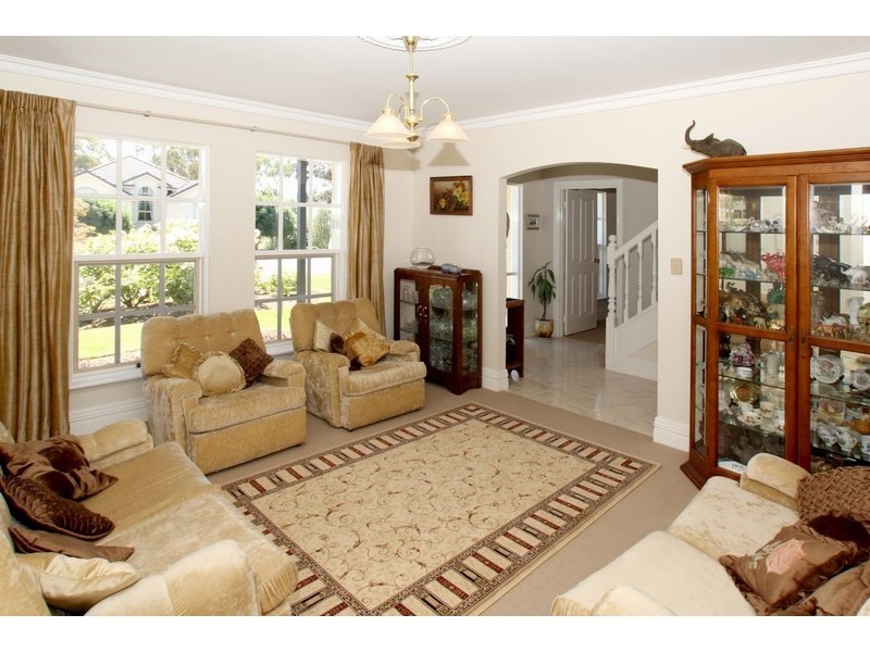 10 Charlson Rise, Happy Valley SA 5159