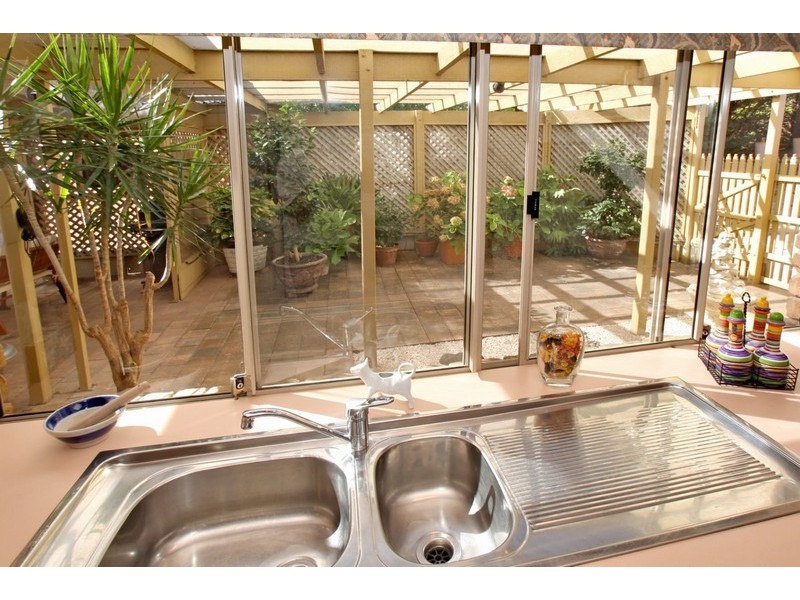 4 Highwood Court, Aberfoyle Park SA 5159