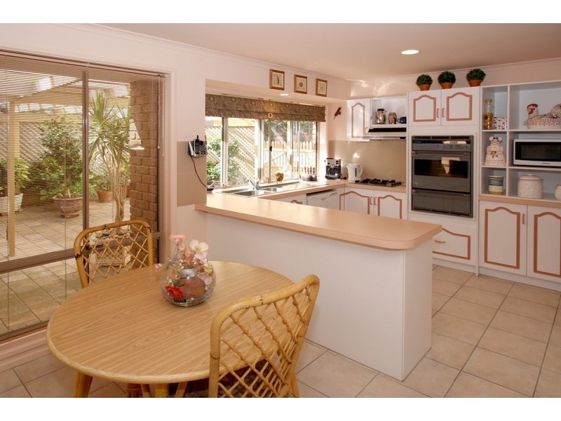 4 Highwood Court, Aberfoyle Park SA 5159